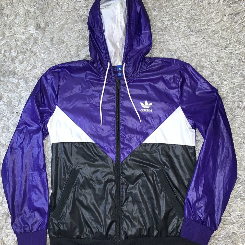 Adidas Windbreaker • $25 • Message to purchase • (Size US M) • Lightly Worn